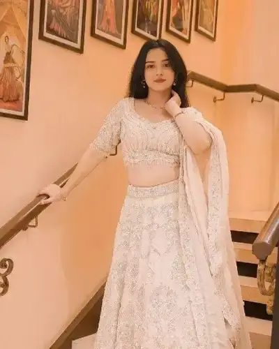 Escort Shanti Niketan